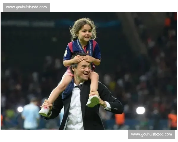 恩里克率巴黎首夺欧冠:青春风暴席卷欧洲,誓言为球迷奉献极致足球 恩里克率巴黎首夺欧冠:青春风暴席卷欧洲,誓言为球迷奉献极致足球