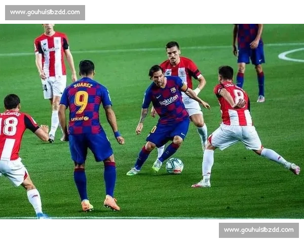 塞维利亚主场迎战巴萨西甲焦点之战胜负走向引热议赛前形势全面解析