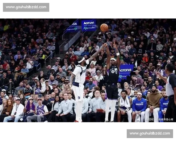 独行侠与爵士激战正酣 谁能在关键时刻占据上风争夺胜利 独行侠与爵士激战正酣 谁能在关键时刻占据上风争夺胜利